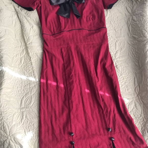 Stop Staring! Wine red, vintage style wiggle dress - Picture 4 of 4